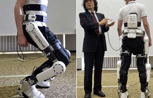 Tuta per le persone disabili che permette di salire le scale